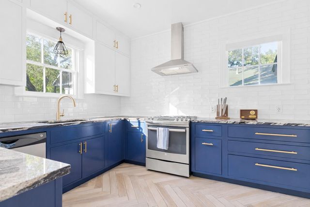 2106 Eva ST, Austin, TX 78704