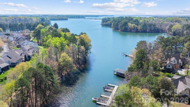 107 Clover Bank Road, Mooresville, NC 28115