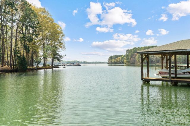 107 Clover Bank Road, Mooresville, NC 28115