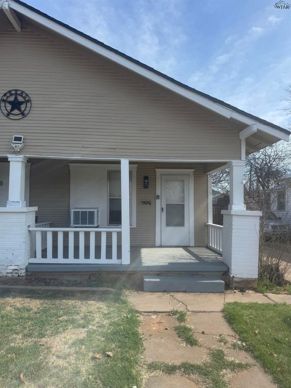 1105 BLUFF STREET, Wichita Falls, TX 76301