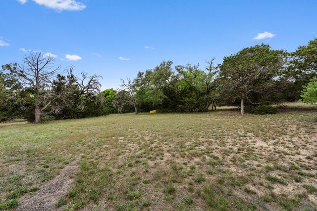 1341 Ranchero Rd, Kerrville, TX 78028