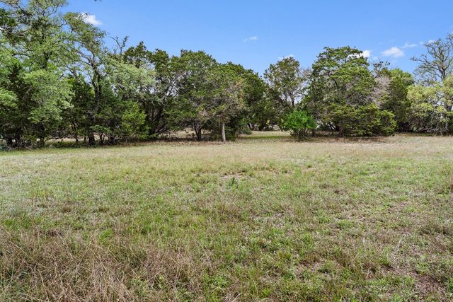 1341 Ranchero Rd, Kerrville, TX 78028