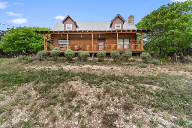 1341 Ranchero Rd, Kerrville, TX 78028