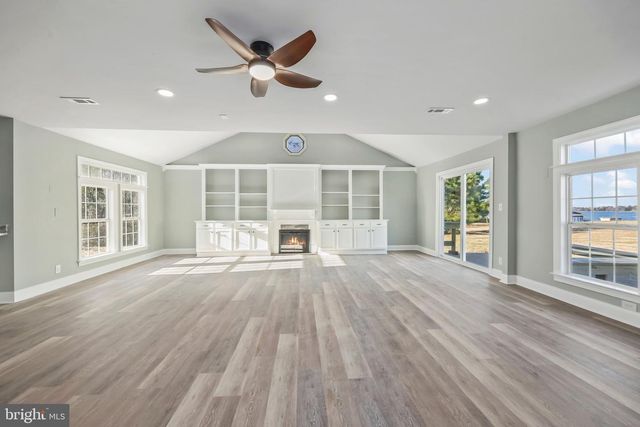 2755 SUNNYBANK RD, Reedville, VA 22539