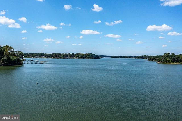 2755 SUNNYBANK RD, Reedville, VA 22539