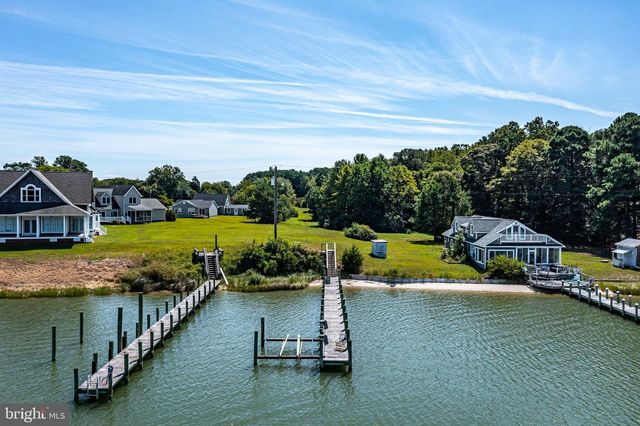 2755 SUNNYBANK RD, Reedville, VA 22539