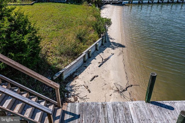 2755 SUNNYBANK RD, Reedville, VA 22539