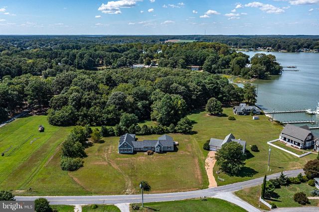 2755 SUNNYBANK RD, Reedville, VA 22539