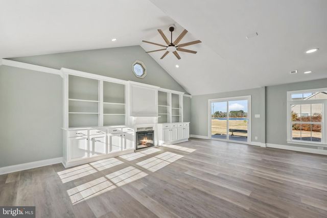 2755 SUNNYBANK RD, Reedville, VA 22539