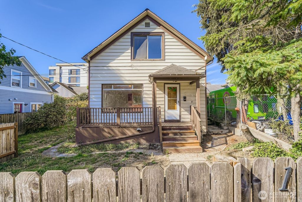 1707 22nd Avenue S, Seattle, WA 98144