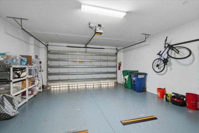 4126 Cascada Cir, Cooper City, FL 33024