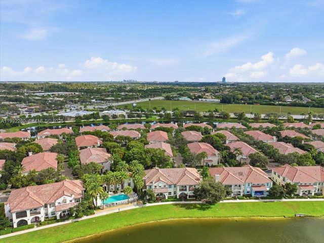 4126 Cascada Cir, Cooper City, FL 33024