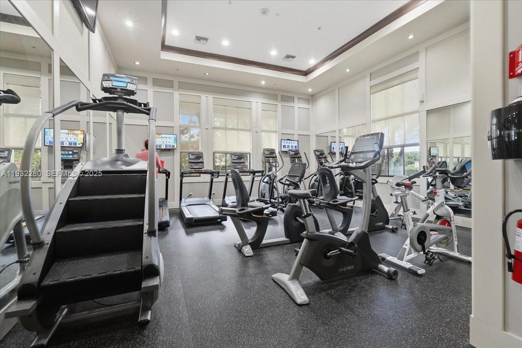 Image 48 of property listing at 4126 Cascada Cir, Cooper City, FL 33024