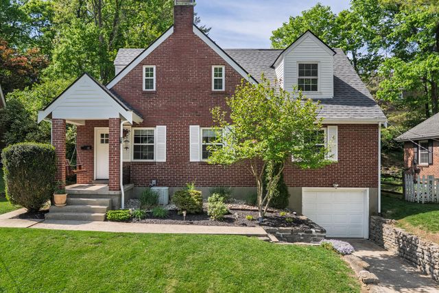 1425 Amsterdam Road, Park Hills, KY 41011