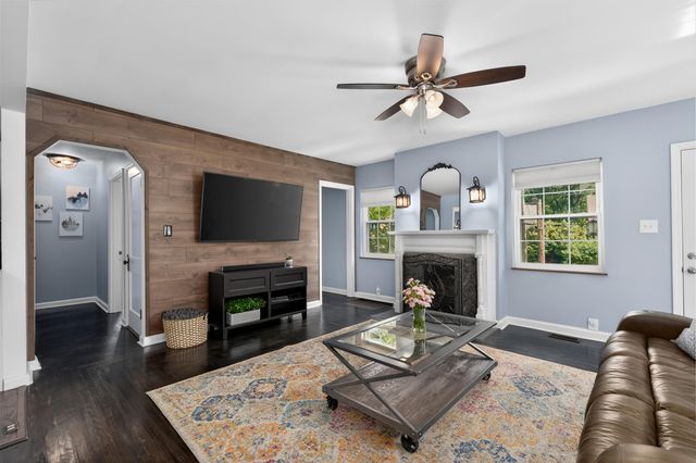 1425 Amsterdam Road, Park Hills, KY 41011