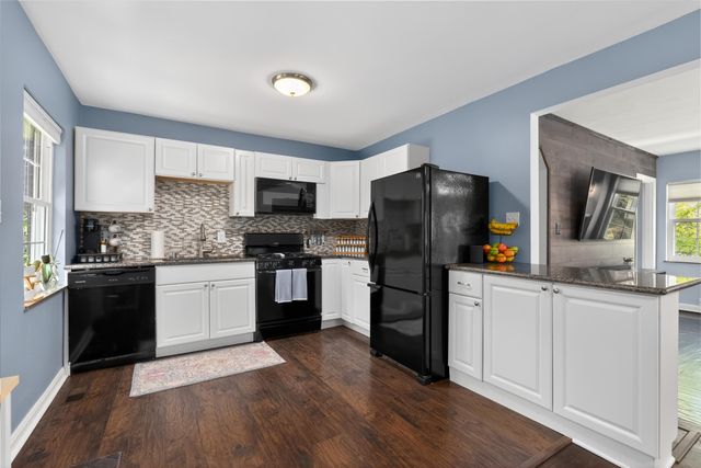 1425 Amsterdam Road, Park Hills, KY 41011