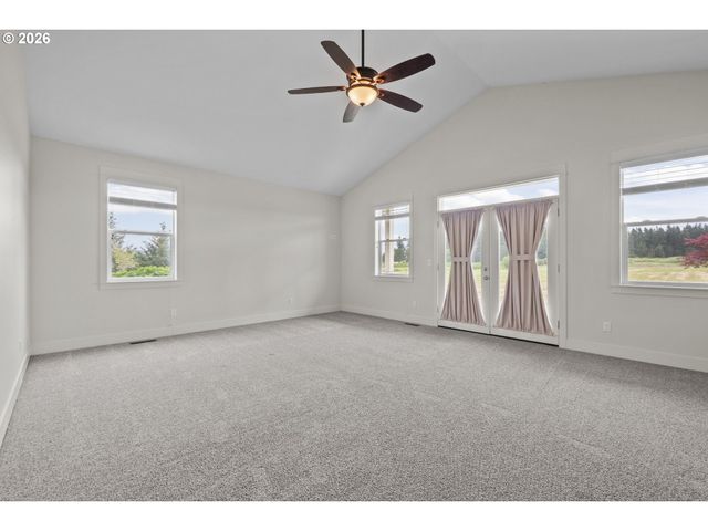 17092 S GERBER Rd, Oregon City, OR 97045