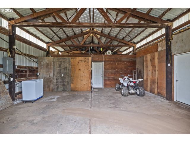 17092 S GERBER Rd, Oregon City, OR 97045
