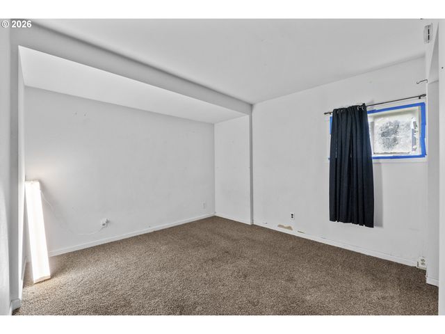 17092 S GERBER Rd, Oregon City, OR 97045
