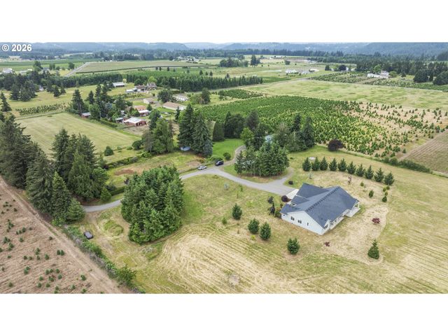 17092 S GERBER Rd, Oregon City, OR 97045