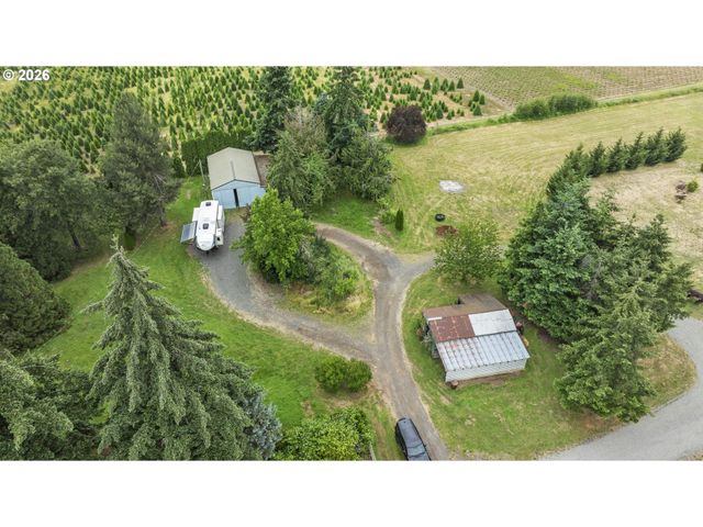 17092 S GERBER Rd, Oregon City, OR 97045