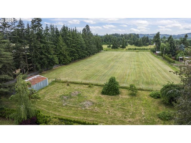 17092 S GERBER Rd, Oregon City, OR 97045