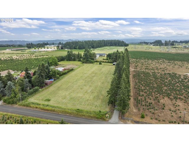 17092 S GERBER Rd, Oregon City, OR 97045