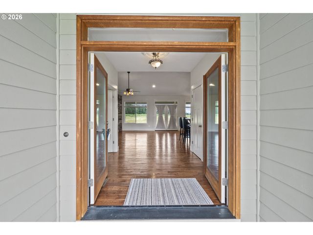 17092 S GERBER Rd, Oregon City, OR 97045