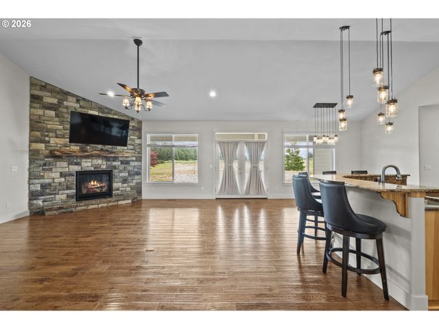 17092 S GERBER Rd, Oregon City, OR 97045