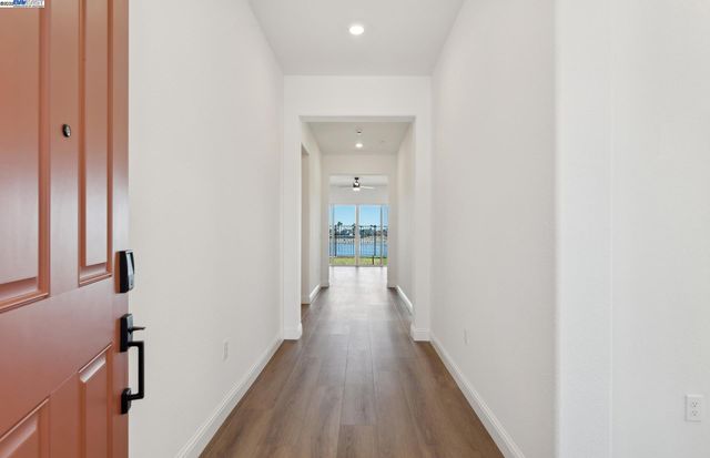 1058 Bradbury Dr, Discovery Bay, CA 94505