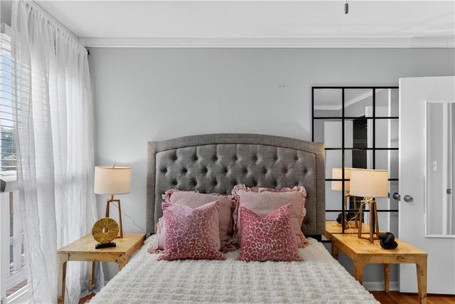 4430 Jarboe Street 6, Kansas City, MO 64111