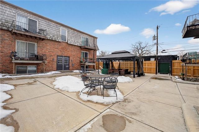 4430 Jarboe Street 6, Kansas City, MO 64111