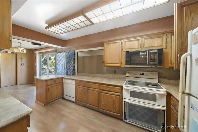 15400 Oak Hills Drive, Salinas, CA 93907