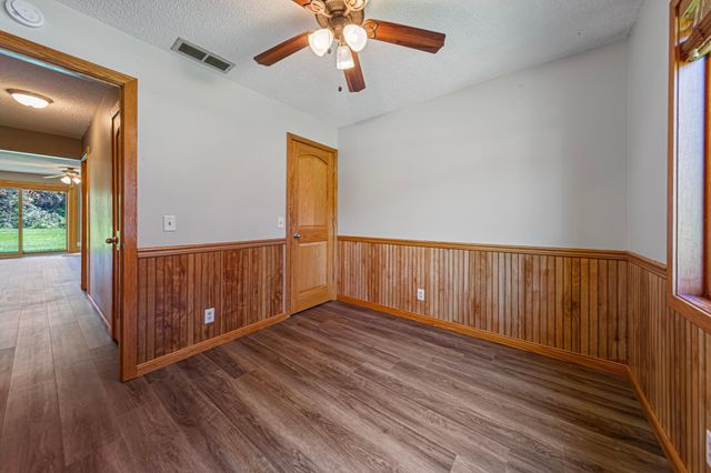 7250 Hunters Run, Eden Prairie, MN 55346