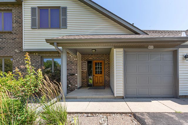 7250 Hunters Run, Eden Prairie, MN 55346