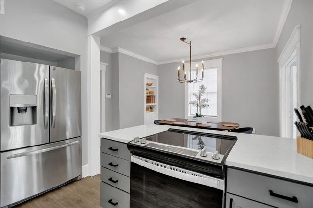 203 E 10TH STREET, Sanford, FL 32771