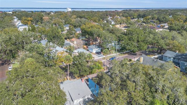 203 E 10TH STREET, Sanford, FL 32771