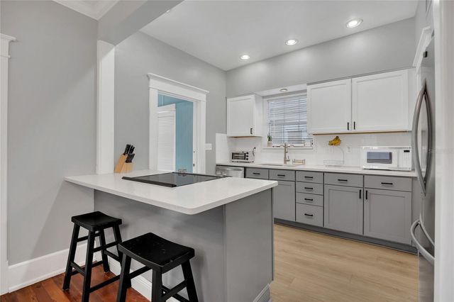 203 E 10TH STREET, Sanford, FL 32771