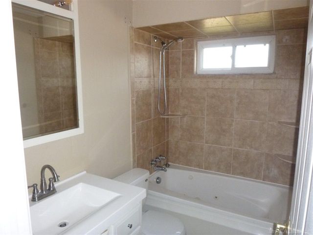 3229 Dolores Avenue, Warren, MI 48091