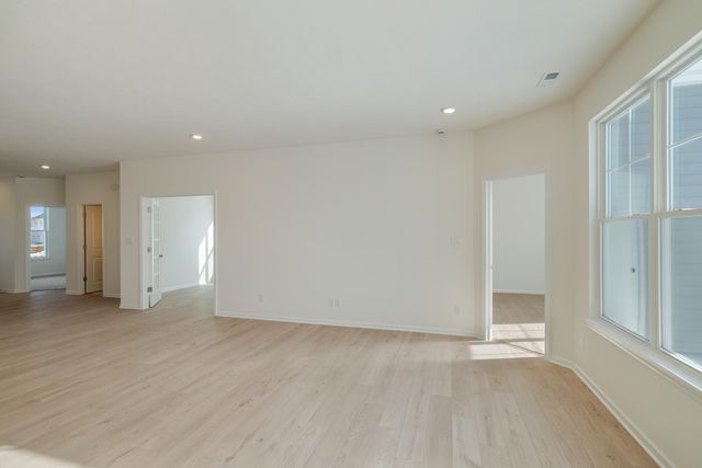 4057 Reflection Place, Valparaiso, IN 46385