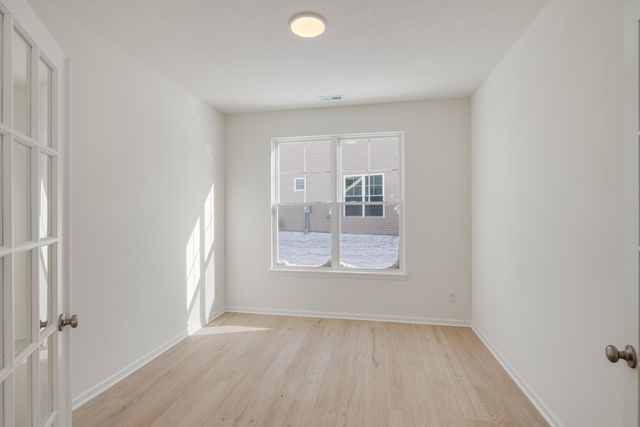 4057 Reflection Place, Valparaiso, IN 46385