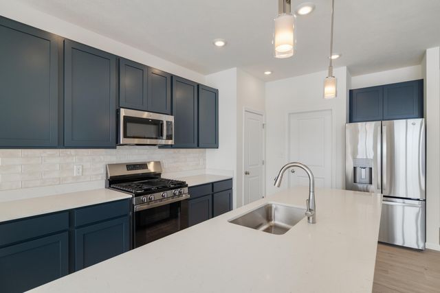 4057 Reflection Place, Valparaiso, IN 46385