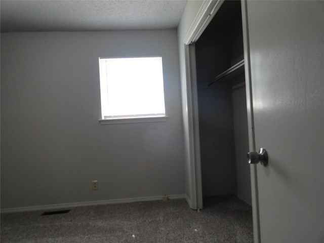 16204 E 2nd Street, Tulsa, OK 74108