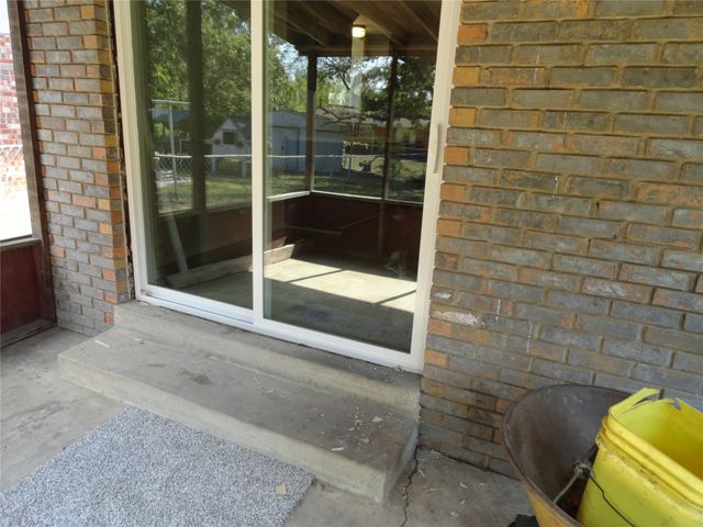 16204 E 2nd Street, Tulsa, OK 74108