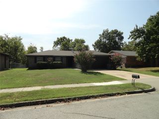 16204 E 2nd Street, Tulsa, OK 74108