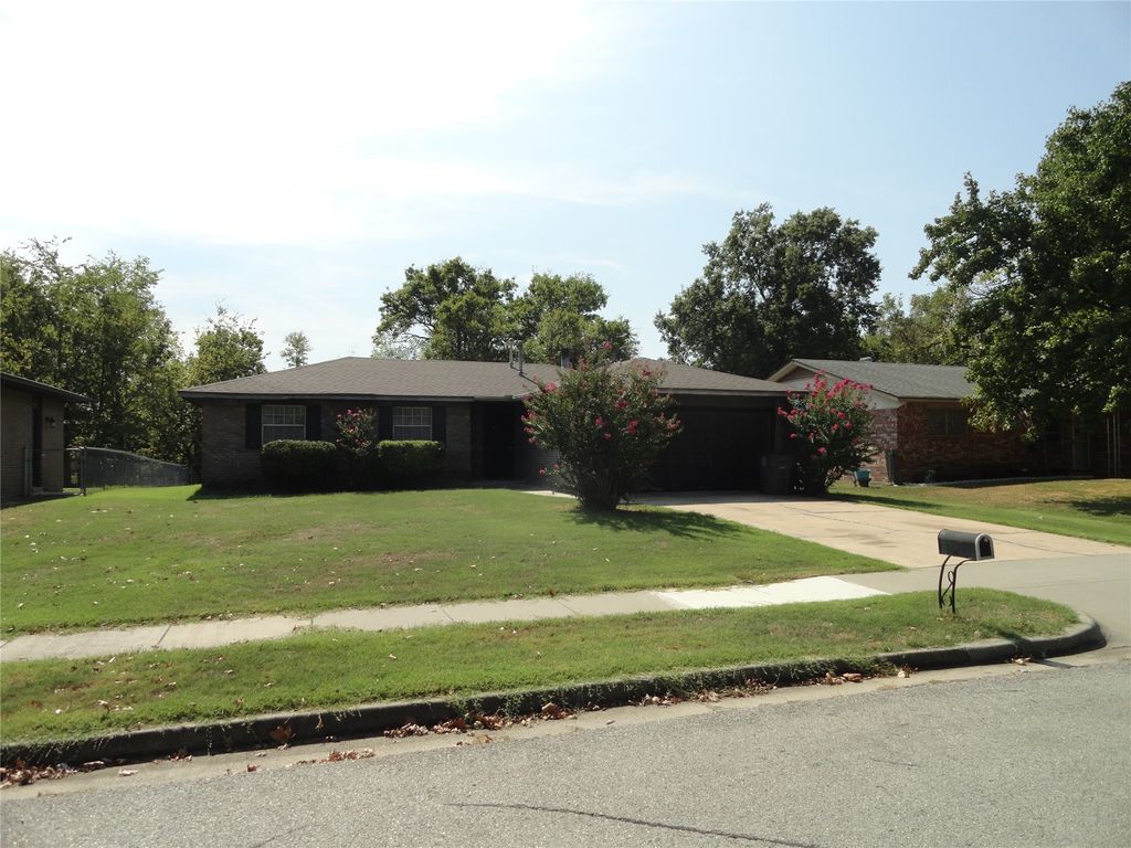 16204 E 2nd Street, Tulsa, OK 74108