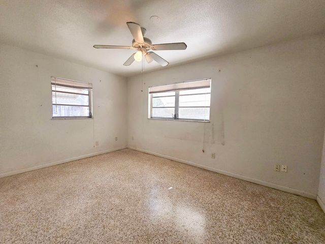 140 SE Prima Vista Boulevard, Port St. Lucie, Port St Lucie, FL 34983