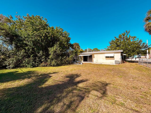 140 SE Prima Vista Boulevard, Port St. Lucie, Port St Lucie, FL 34983