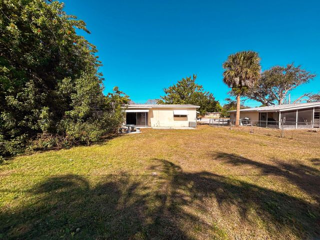 140 SE Prima Vista Boulevard, Port St. Lucie, Port St Lucie, FL 34983