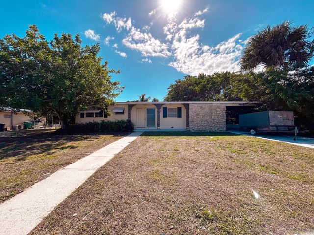 140 SE Prima Vista Boulevard, Port St. Lucie, Port St Lucie, FL 34983